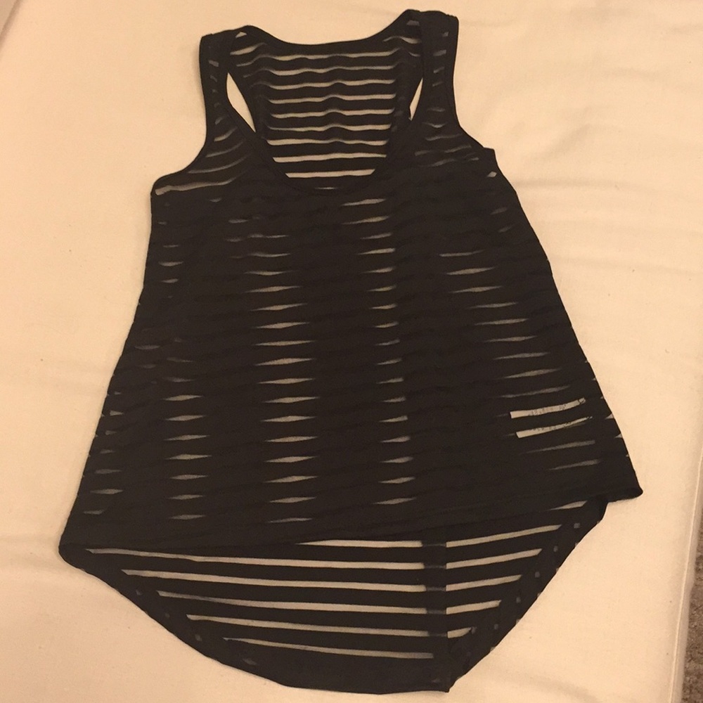 New Mesh Dance Workout Tee. Girls 10